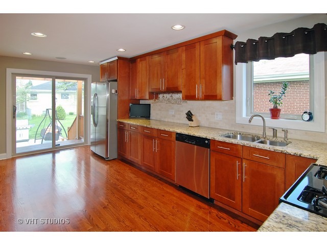 2635 Maple Ave, Brookfield, IL 60513 photo 3
