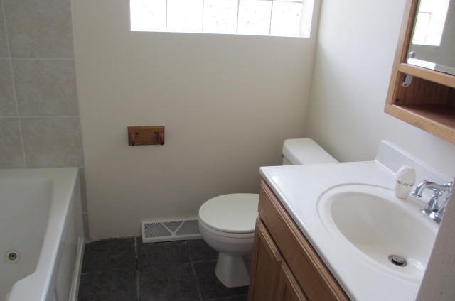 4221 Elm Ave, Lyons, IL 60534 photo 13