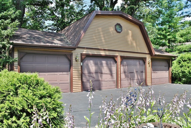 8421 Abbott Ln, Cary, IL 60013 photo 7