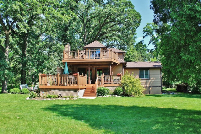 8421 Abbott Ln, Cary, IL 60013 photo 1