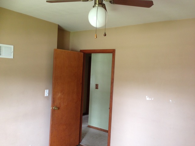 924 Windsor Ave, Aurora, IL 60505 photo 12