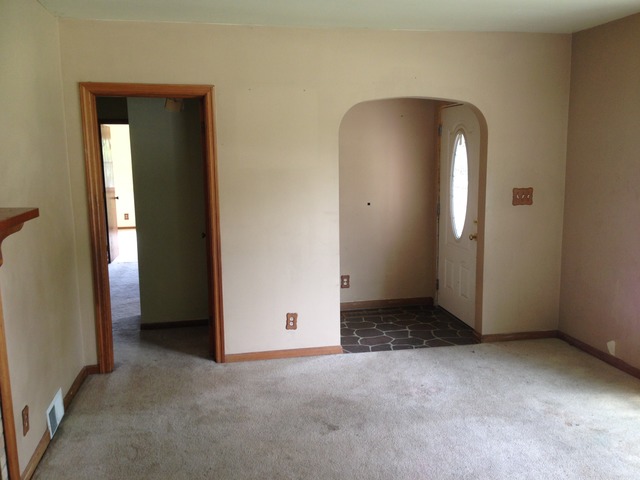 924 Windsor Ave, Aurora, IL 60505 photo 3