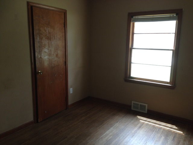 924 Windsor Ave, Aurora, IL 60505 photo 11