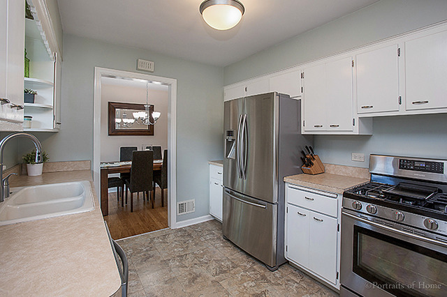 908 Lyford Ln, Wheaton, IL 60189 photo 8