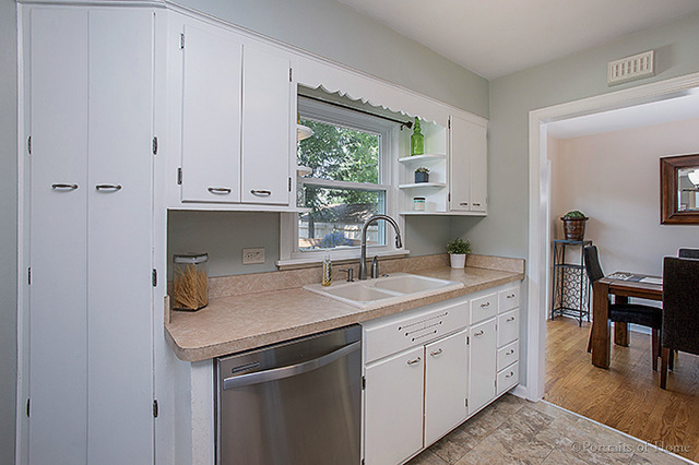 908 Lyford Ln, Wheaton, IL 60189 photo 9