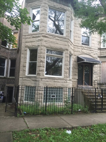 3917 W Flournoy St, Chicago, IL 60624 photo 1