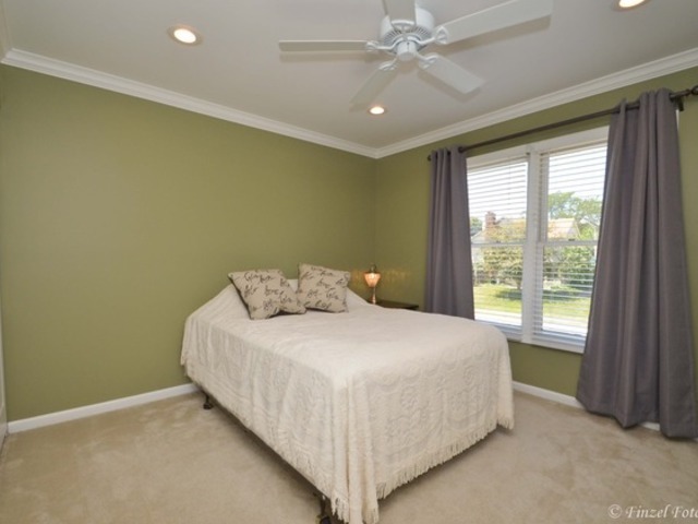 315 Stonegate Rd, Algonquin, IL 60102 photo 17