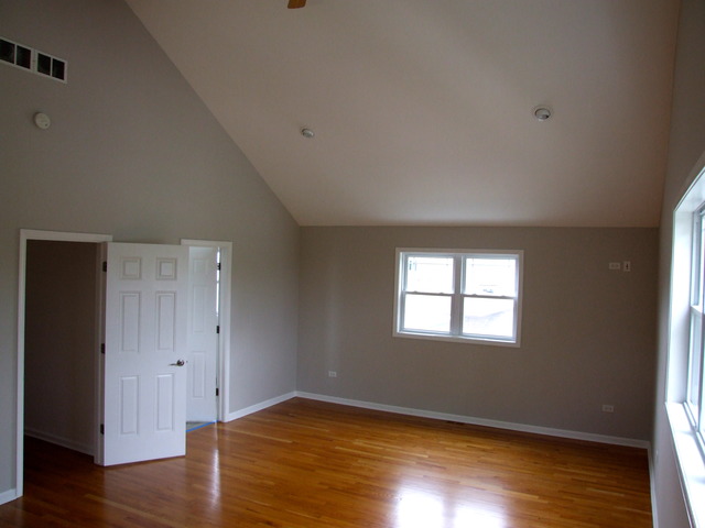 11035 S Whipple St, Chicago, IL 60655 photo 10