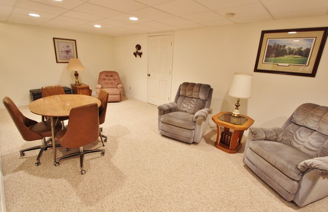 1496 Jo Lin St, Morris, IL 60450 photo 11