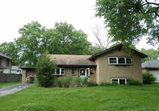 2748 Linneman St, Glenview, IL 60025 photo 2