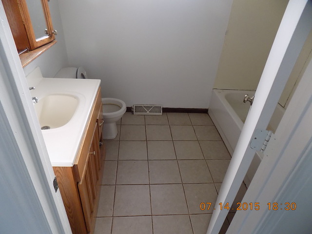 4344 Mann St, Oak Forest, IL 60452 photo 12