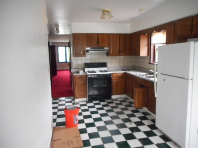 975 S Addison Rd, Addison, IL 60101 photo 4