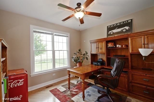 16526 S Mueller Cir, Plainfield, IL 60586 photo 8