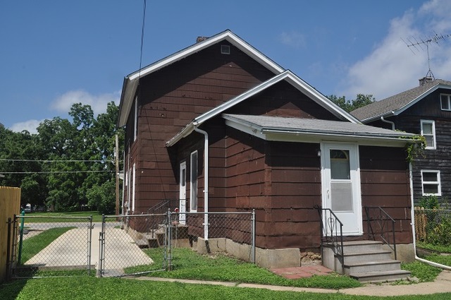 708 5th St, Aurora, IL 60505 photo 3