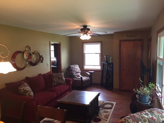 1117 White Ave, Aurora, IL 60506 photo 6