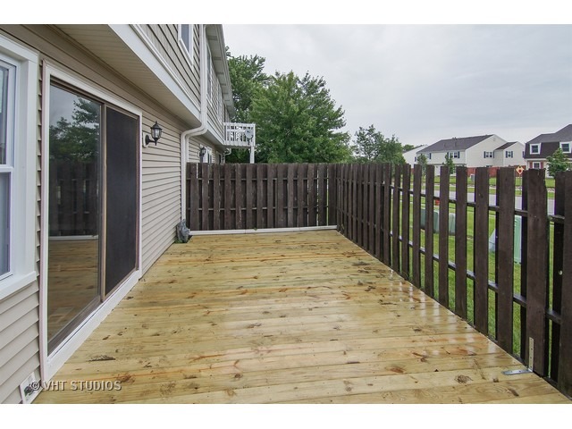 1928 Georgetown Ln, Hoffman Estates, IL 60169 photo 10