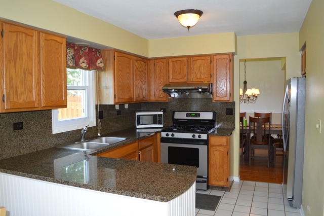 1608 Lois Ann Ln, Naperville, IL 60563 photo 6