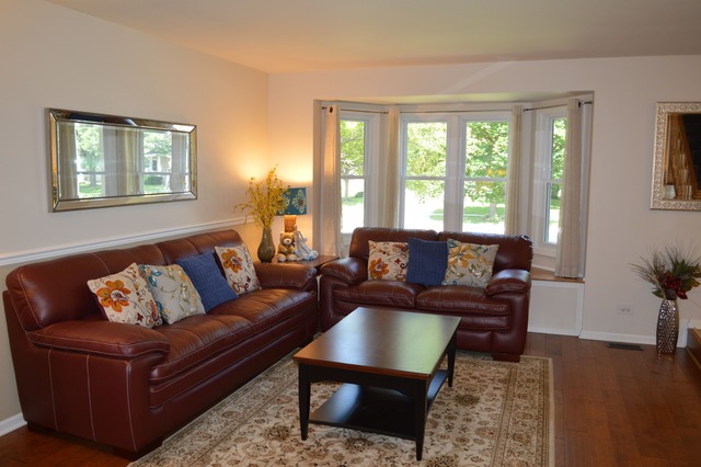 1608 Lois Ann Ln, Naperville, IL 60563 photo 4