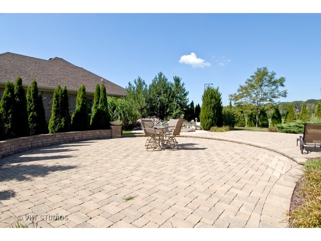 24829 Petit Ct, Plainfield, IL 60586 photo 16
