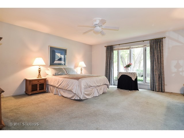 4615 Mckone Ct, Rolling Meadows, IL 60008 photo 9