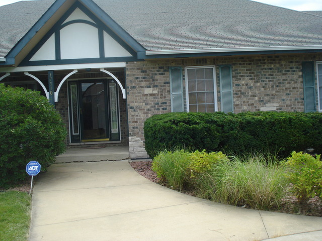17510 S Richmond Rd, Plainfield, IL 60586 photo 2