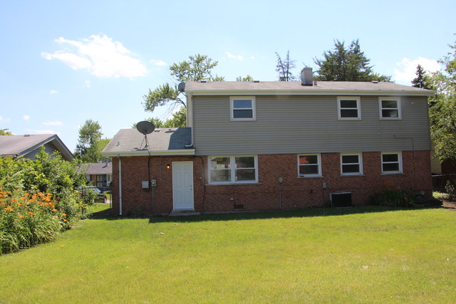 3220 Maple Ln, Hazel Crest, IL 60429 photo 15