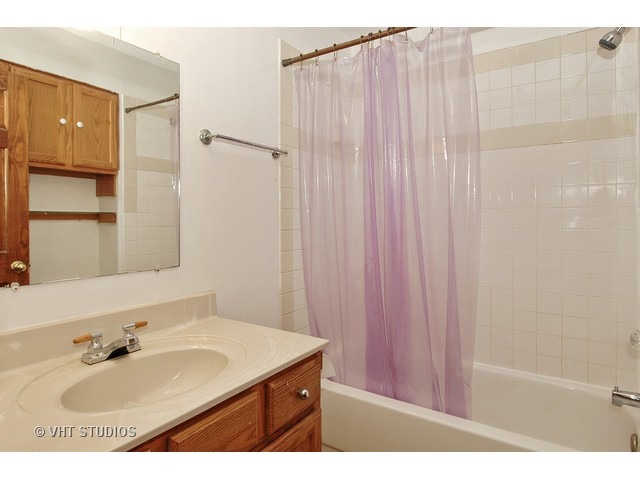 412 Hendee St, Elgin, IL 60123 photo 10