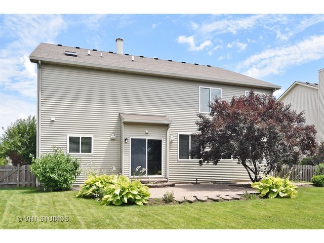 138 Stanton Dr, Bartlett, IL 60103 photo 21