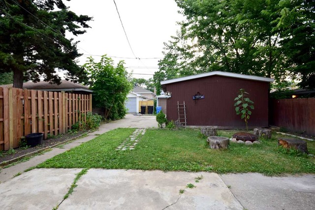 2720 N Oak Park Ave, Elmwood Park, IL 60707 photo 14