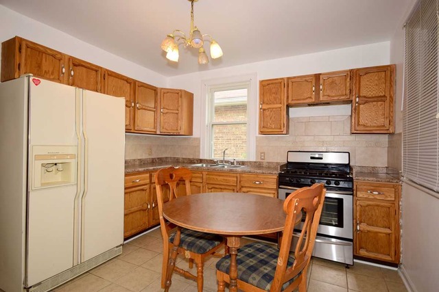 2720 N Oak Park Ave, Elmwood Park, IL 60707 photo 8