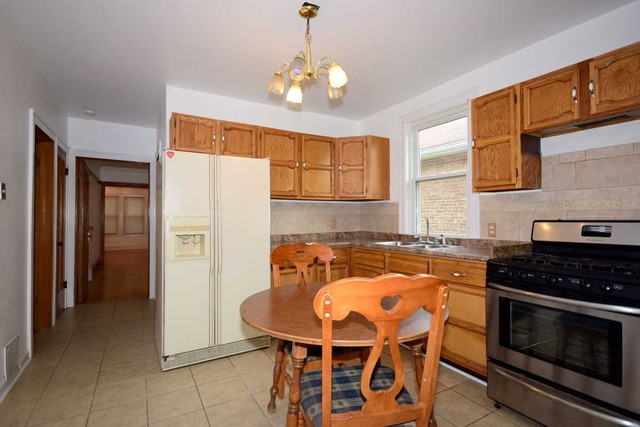 2720 N Oak Park Ave, Elmwood Park, IL 60707 photo 6