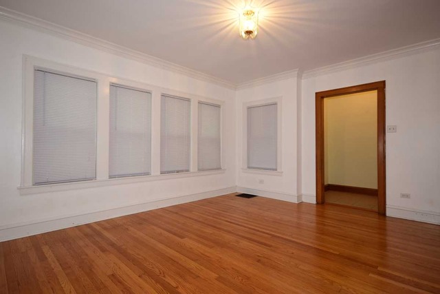 2720 N Oak Park Ave, Elmwood Park, IL 60707 photo 3