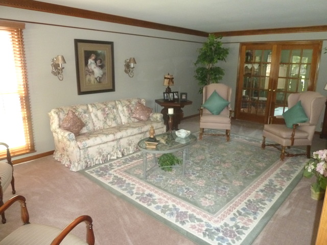 720 Red Maple Ln, Roselle, IL 60172 photo 3