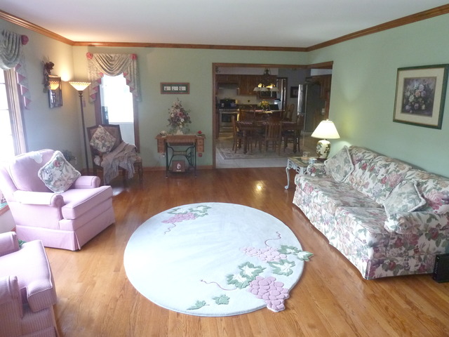 720 Red Maple Ln, Roselle, IL 60172 photo 11