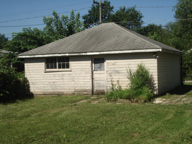 421 S Tanner Ave, Kankakee, IL 60901 photo 5