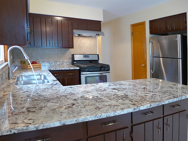 6417 34th St, Berwyn, IL 60402 photo 4