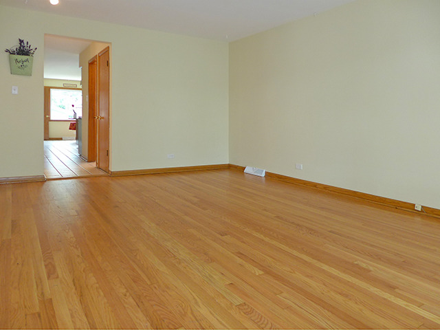 6417 34th St, Berwyn, IL 60402 photo 3