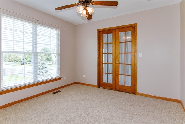 1655 Mcdowell Ave, Aurora, IL 60504 photo 12