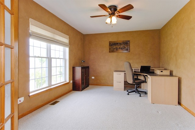 1655 Mcdowell Ave, Aurora, IL 60504 photo 9