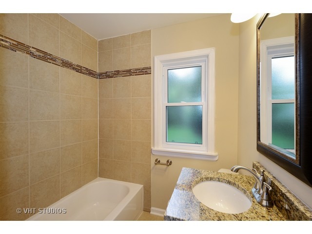 458 N Forest Ave, Hillside, IL 60162 photo 12