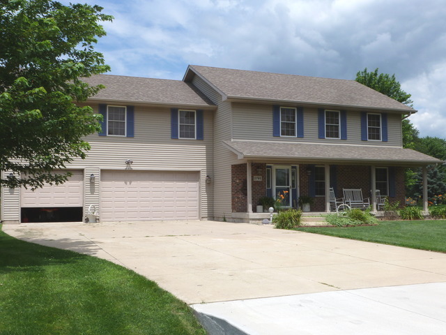 2795 Stone Ridge Dr, Kankakee, IL 60901 photo 1