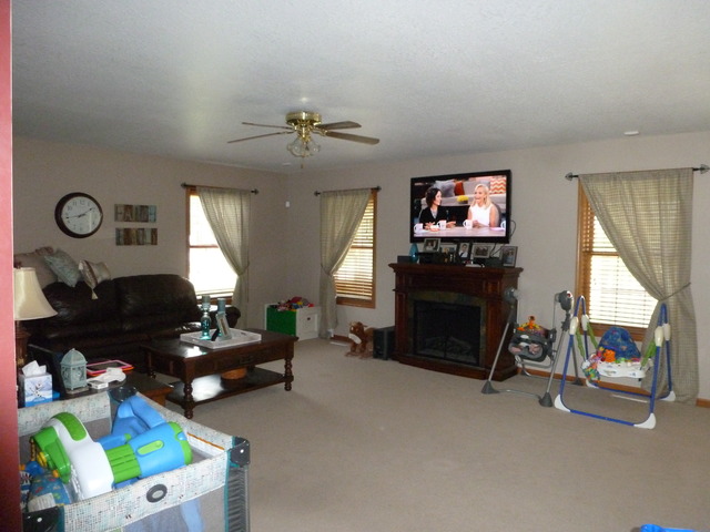 2795 Stone Ridge Dr, Kankakee, IL 60901 photo 2