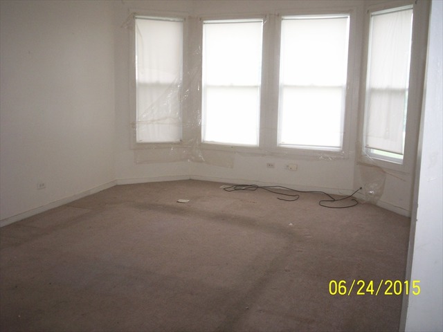 634 E 72nd St, Chicago, IL 60619 photo 4