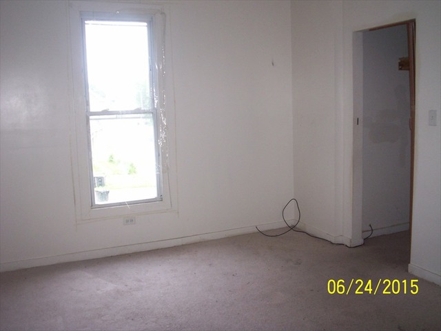 634 E 72nd St, Chicago, IL 60619 photo 9