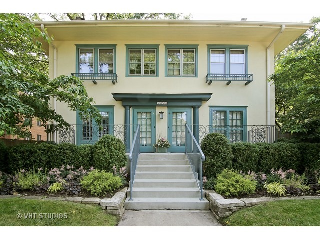 2610 Walnut Ave, Evanston, IL 60201 photo 1