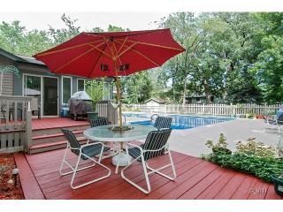 18 Greenridge Rd, Elgin, IL 60120 photo 12