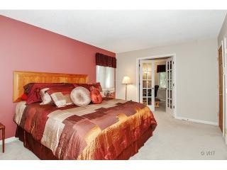 18 Greenridge Rd, Elgin, IL 60120 photo 6