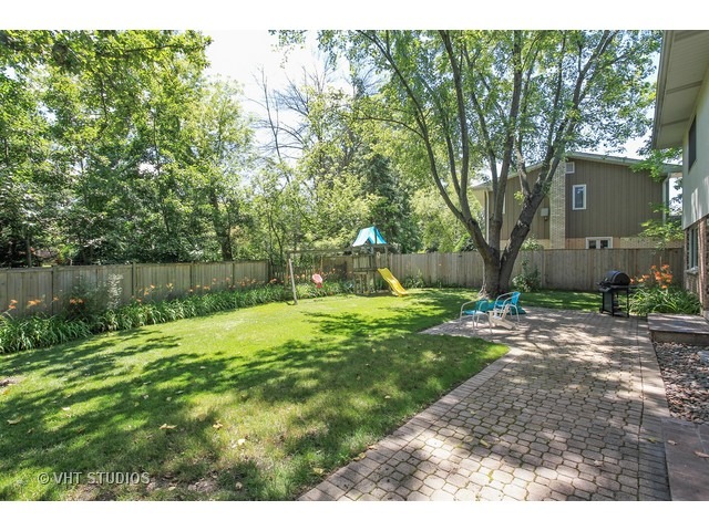 855 Warwick Rd, Deerfield, IL 60015 photo 18