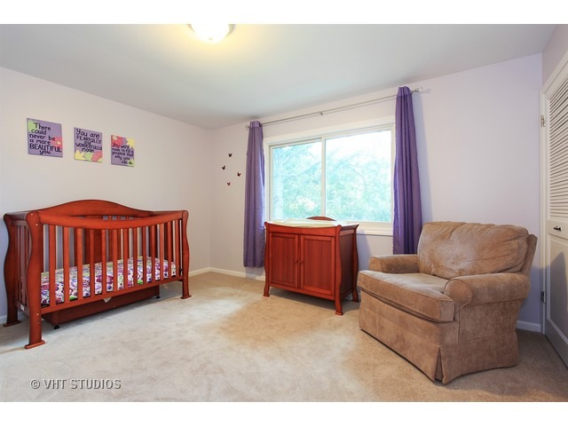 855 Warwick Rd, Deerfield, IL 60015 photo 12