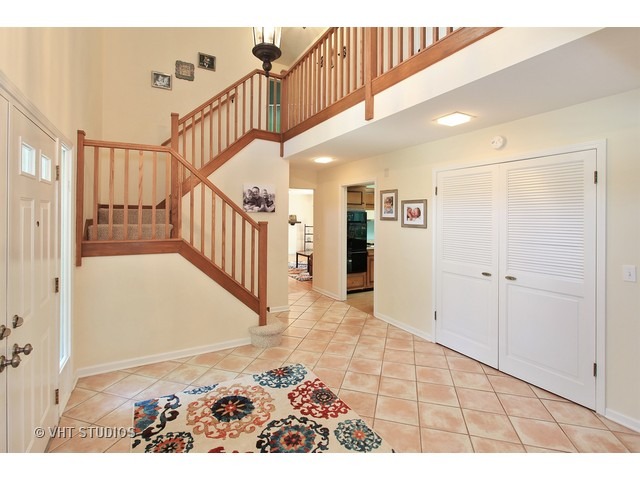 855 Warwick Rd, Deerfield, IL 60015 photo 3
